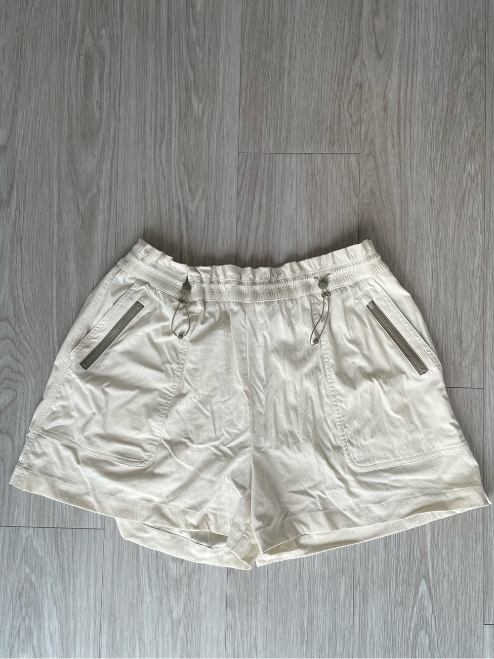 Athleta | Like New Trekkie Women's Drawstring Utility Shorts